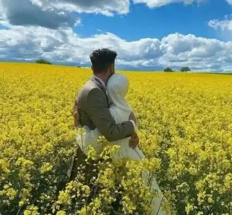 عکس عاشقانه دونفره باحجاب