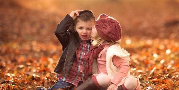 عکس بچه عاشقانه برای پروفایل