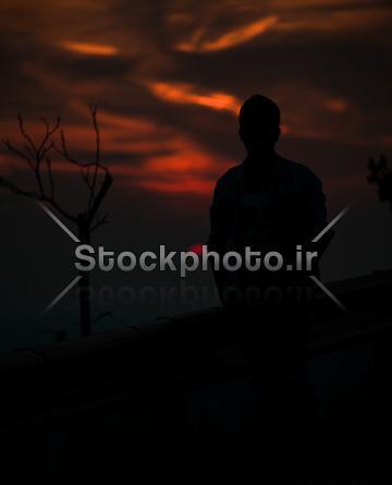 عکس تنهایی و غروب
