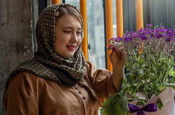 عکس جوانی نون خ