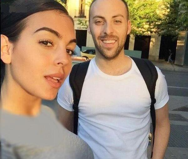 عکس از جورجینا