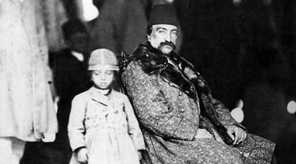 عکس جن در روزنامه