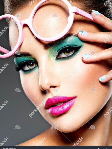 عکس رنگ چشم سبز جنگلی
