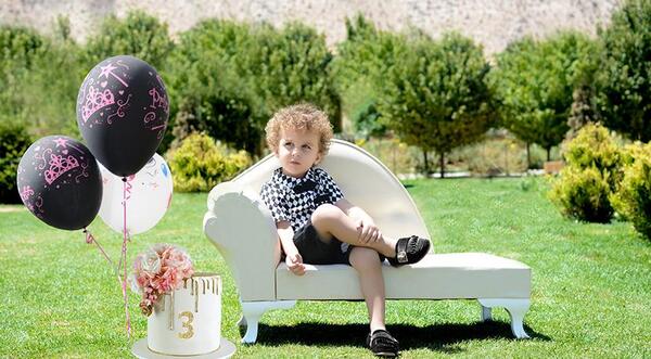 عکس تولد کودک فضای باز