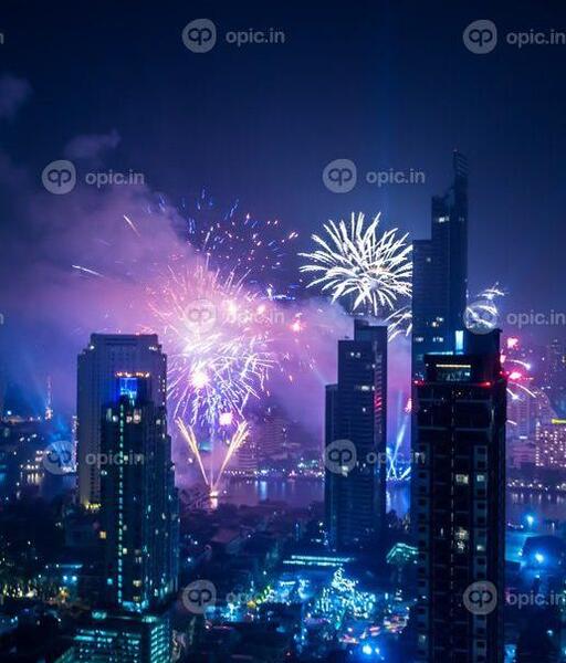 عکس از آتش در شب