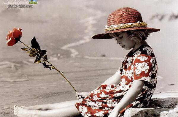 عکس دختر بچه ناراحت برای پروفایل