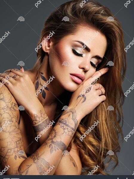 عکس تاتو روی بدن زن ها