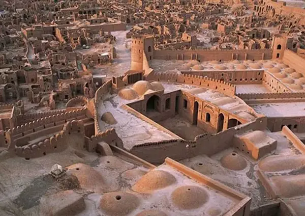 عکس قبرستان ترسناک در ایران