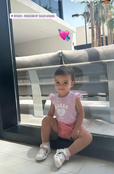 عکس بچه رونالدو و همسرش