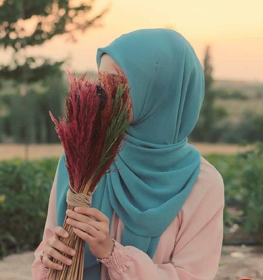 عکس پروفایل دختر با حجاب مانتویی