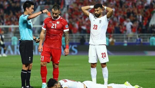 عکس مهدی طارمی در بازی ایران و ژاپن