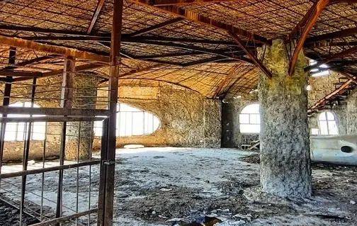 عکس داخل خانه ترسناک