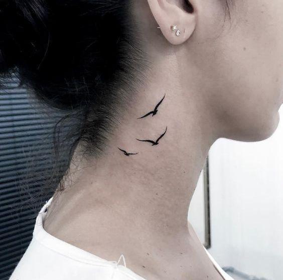 عکس تاتو روی گردن دخترانه