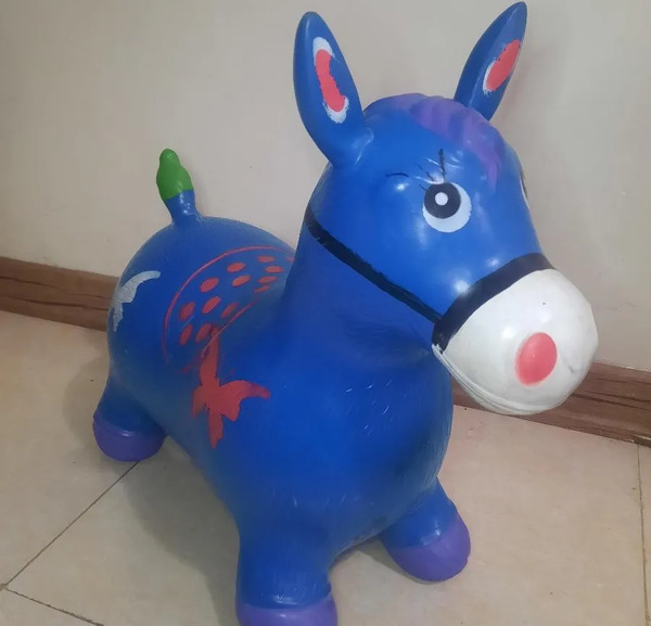 عکس اسب بادی اسباب بازی