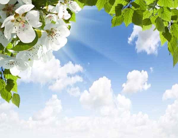 عکس آسمان آبی با ابر سفید