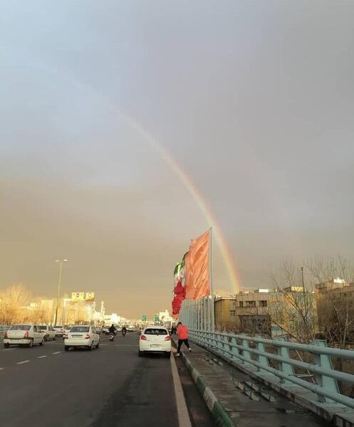 عکس آسمان با رنگین کمان