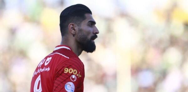 عکس امیر تتلو با لباس پرسپولیس