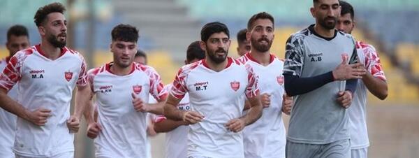 عکس امیر تتلو با لباس پرسپولیس