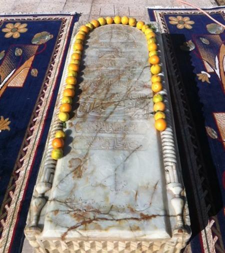 عکس قبر آیت الله قاضی