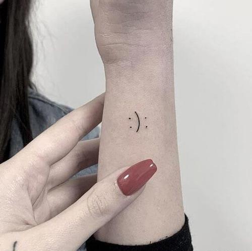 عکس تاتو دخترانه غمگین