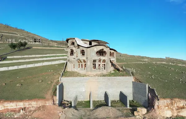 عکس خانه ی ترسناک