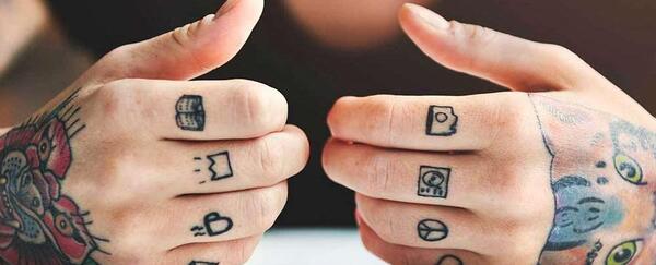 عکس تاتو نوشته انگلیسی رو دست
