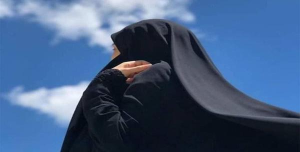 عکس حجاب زیبا با چادر از پشت سر
