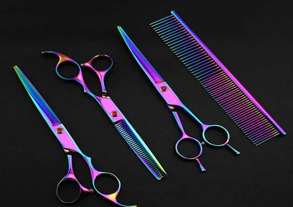 عکس قیچی آرایشگری برای پروفایل