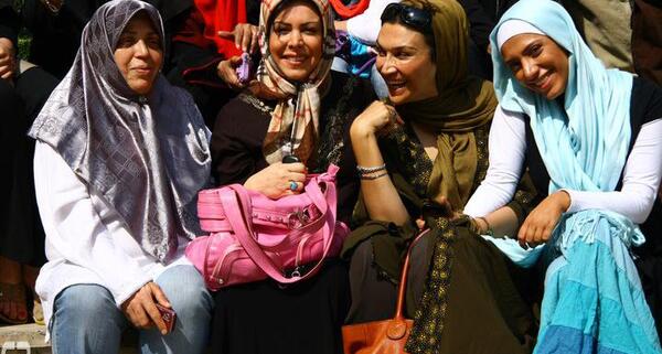 عکس مرجان در سریال آسمان همیشه ابری نیست