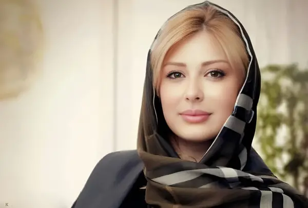 عکس باحجاب نیوشا ضیغمی