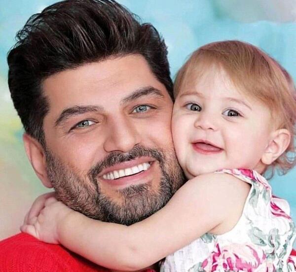 عکس بچه های سام درخشانی و همسرش