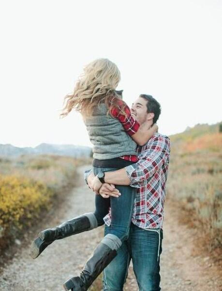 عکس های عاشقانه در آغوش هم