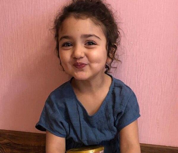 عکس دختر بچه زیبای ایرانی با اسم