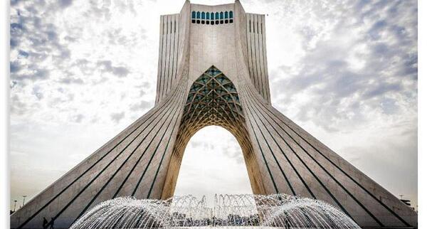 عکس برج آزادی ایران