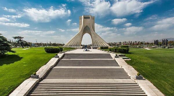 عکس برج آزادی ایران
