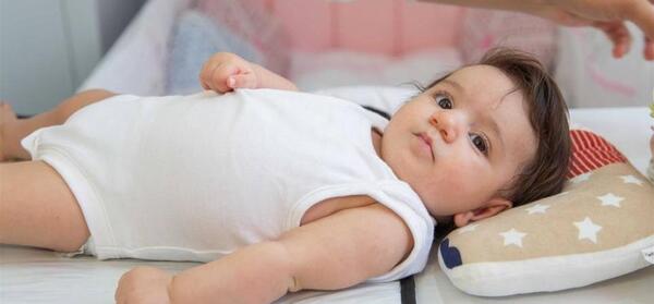 عکس پوشک کثیف بچه
