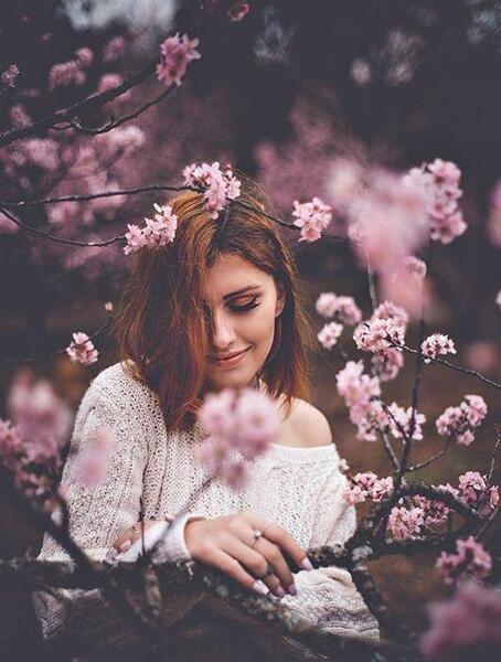 عکس بهار زنانه