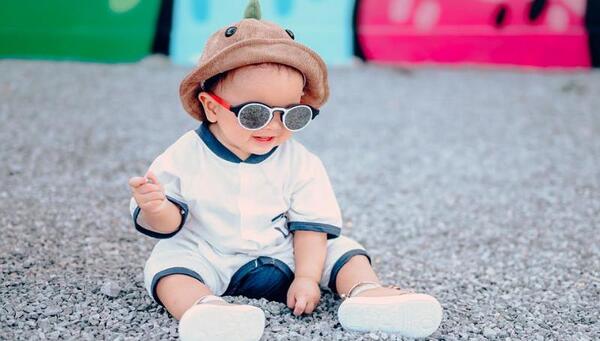 عکس بچه بامزه برای پروفایل