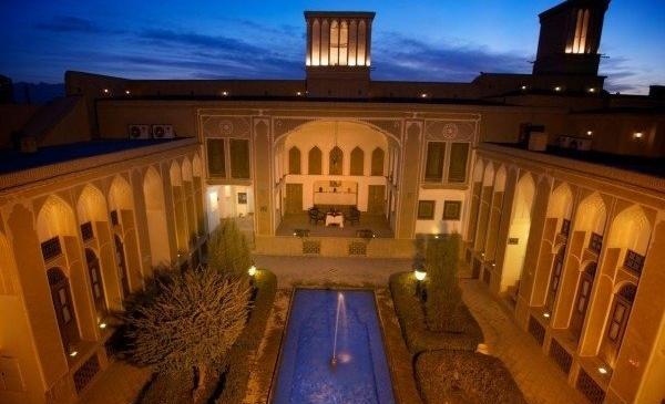 عکس سر امام حسین در یزد