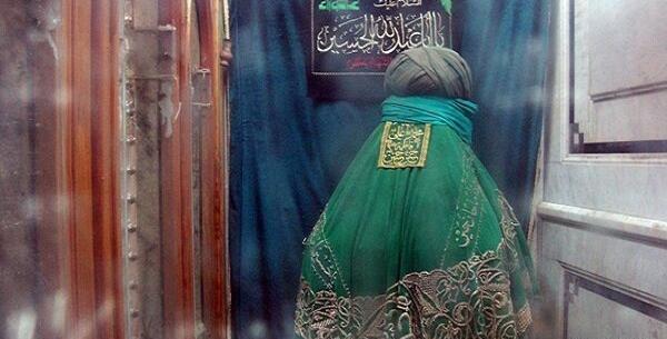 عکس سر امام حسین در یزد