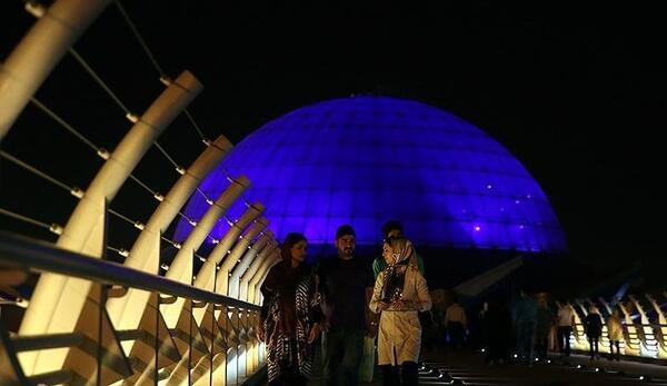 عکس فیلم آب و آتش