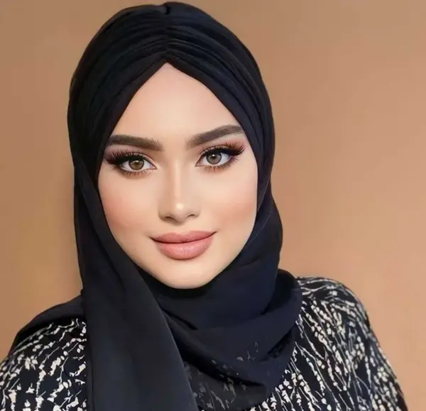 عکس ارایش با حجاب