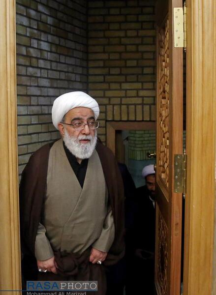 عکس آیت الله شب زنده دار