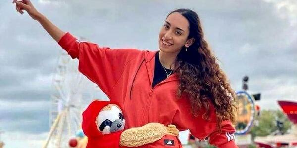 عکس با حجاب کیمیا علیزاده