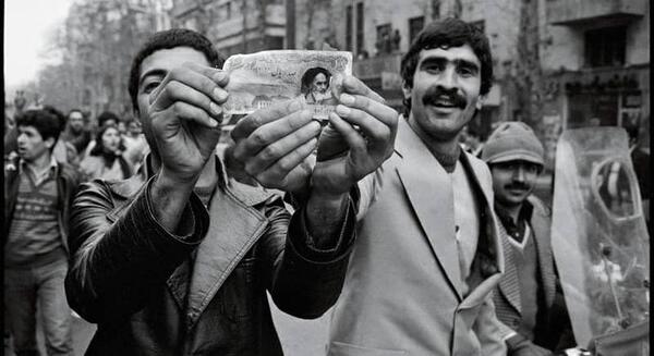 عکس انقلابی ایران