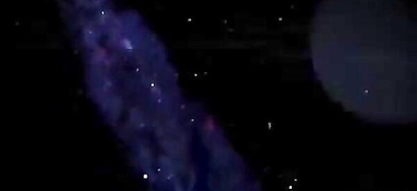 عکس آسمان نما در مدرسه
