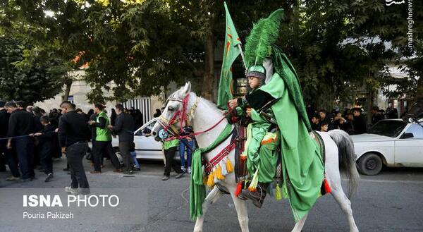 عکس امام حسین بر روی اسب