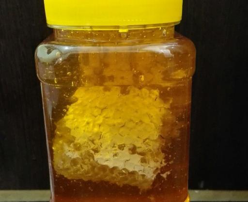 عکس عسل طبیعی در کوه