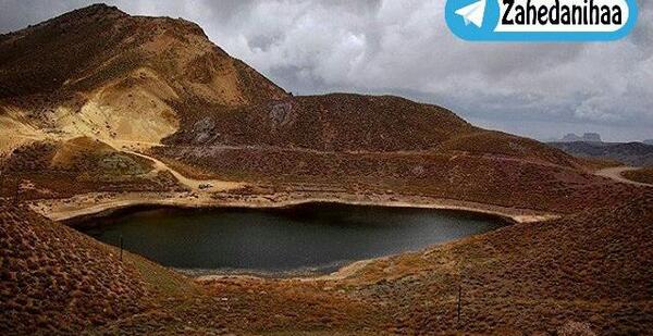عکس آتشفشان نیمه فعال