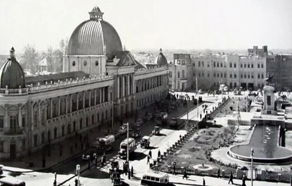 عکس قدیم میدان امام حسین تهران